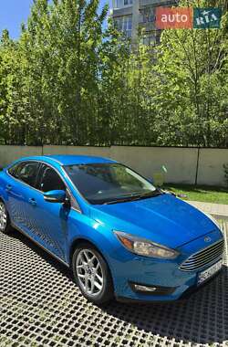 Седан Ford Focus 2015 в 