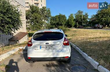 Хэтчбек Ford Focus 2013 в 