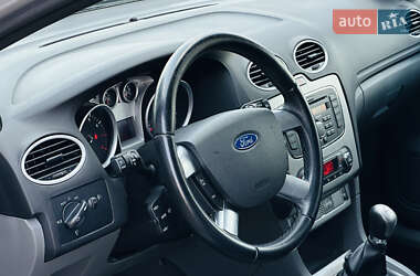 Универсал Ford Focus 2010 в 
