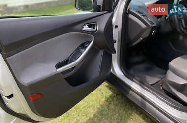 Універсал Ford Focus 2011 в 