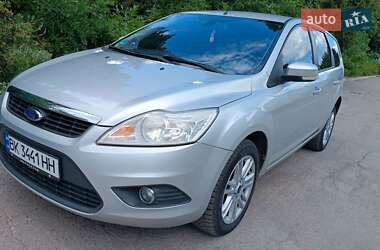Универсал Ford Focus 2010 в 