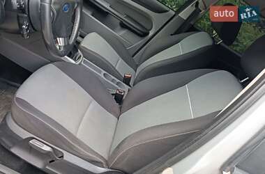Универсал Ford Focus 2010 в 