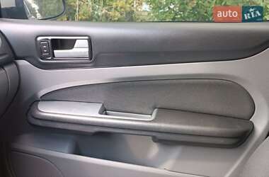Универсал Ford Focus 2010 в 
