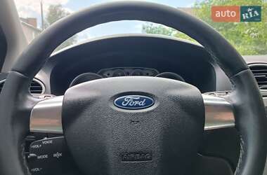 Универсал Ford Focus 2010 в 