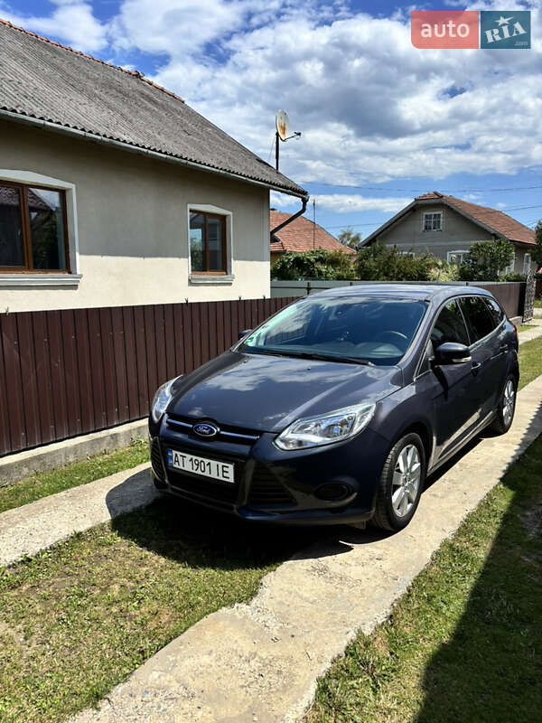 Универсал Ford Focus 2014 в 