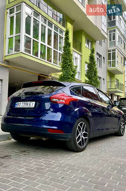 Хэтчбек Ford Focus 2017 в 