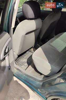Седан Ford Focus 2000 в 