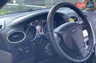 Универсал Ford Focus 2010 в 