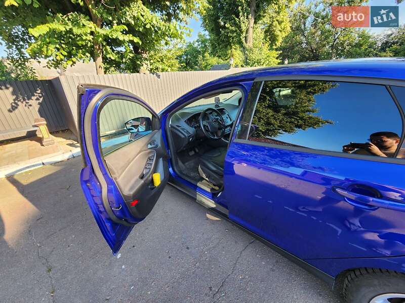 Седан Ford Focus 2015 в Чернігові фото 10 Седан Ford Focus 2015 в Чернігові