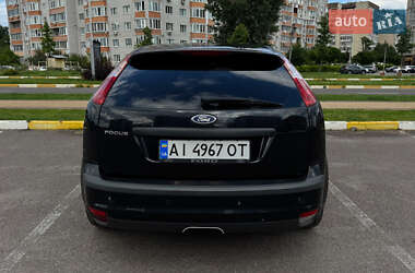 Хэтчбек Ford Focus 2005 в 
