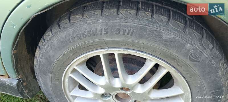 Хэтчбек Ford Focus 1999 в Дубно