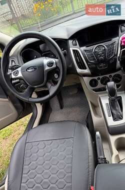Седан Ford Focus 2013 в 