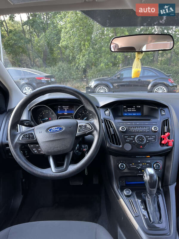 Хэтчбек Ford Focus 2015 в Одессе