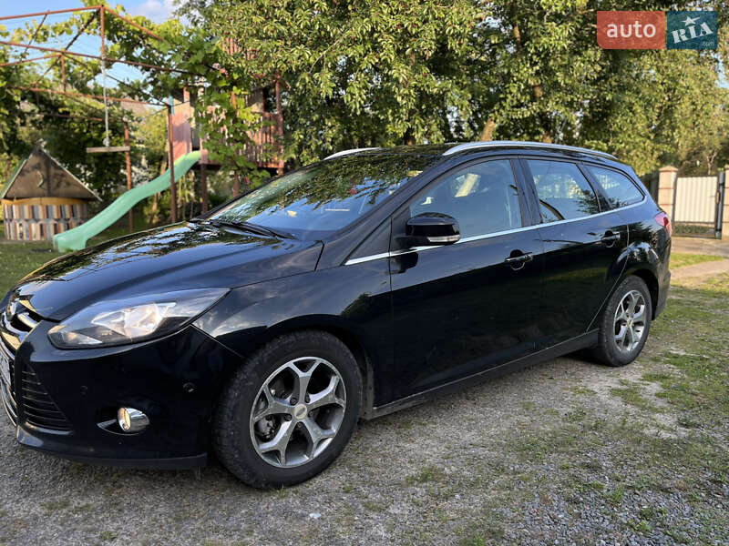 Универсал Ford Focus 2012 в Новояворовске