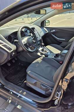 Универсал Ford Focus 2012 в 