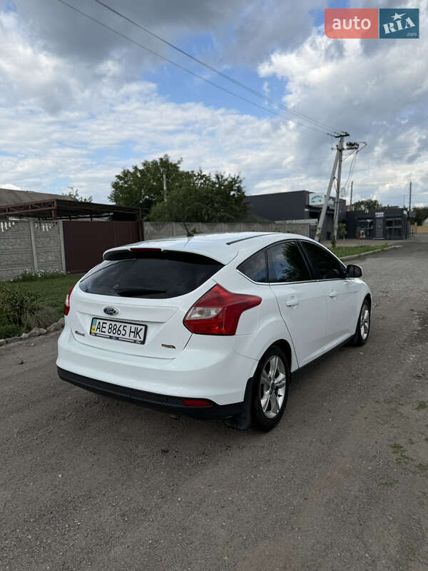 Хетчбек Ford Focus 2012 в Новомосковську