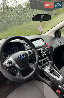 Хэтчбек Ford Focus 2014 в 
