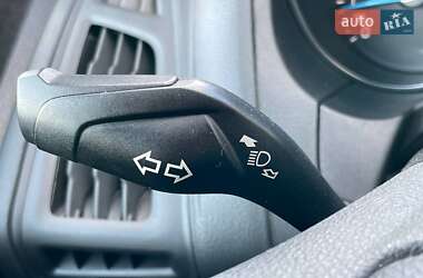 Седан Ford Focus 2017 в 