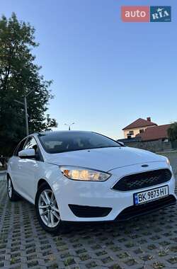 Седан Ford Focus 2016 в 