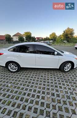 Седан Ford Focus 2016 в 