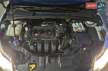 Седан Ford Focus 2014 в 