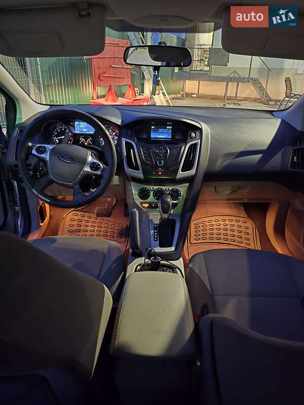 Седан Ford Focus 2014 в Одесі