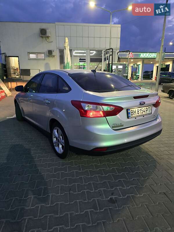 Седан Ford Focus 2014 в Одесі