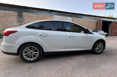 Седан Ford Focus 2016 в 