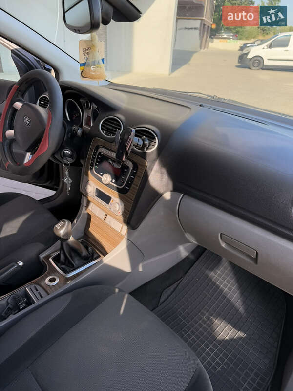 Универсал Ford Focus 2008 в Львове фото 62 Универсал Ford Focus 2008 в Львове