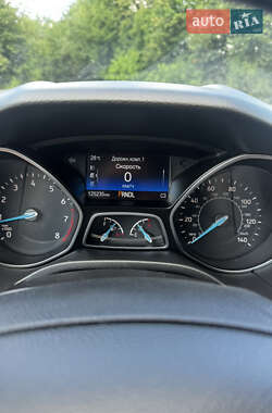 Седан Ford Focus 2018 в 