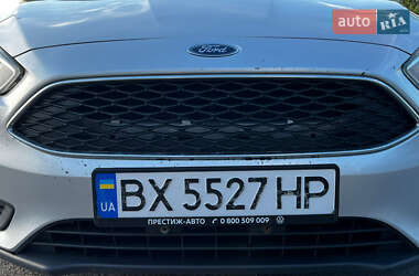Седан Ford Focus 2017 в 