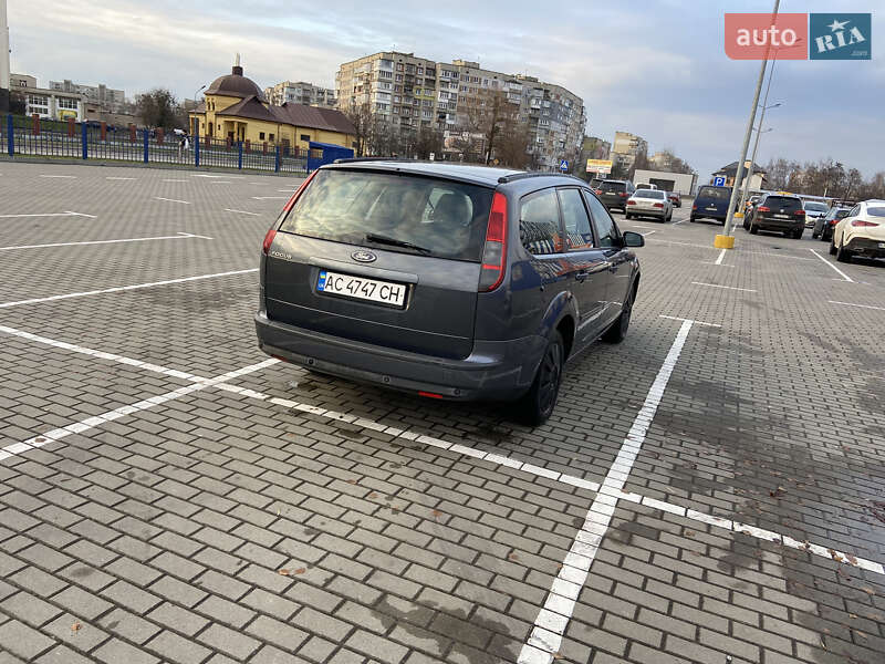 Універсал Ford Focus 2005 в Нововолинську