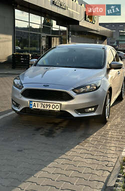 Седан Ford Focus 2016 в Києві