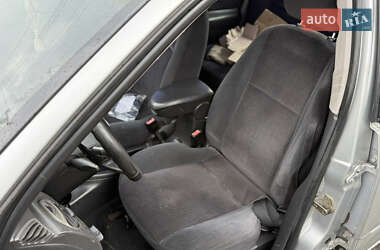 Седан Ford Focus 2001 в 