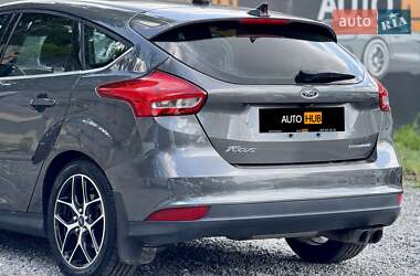 Хэтчбек Ford Focus 2015 в 