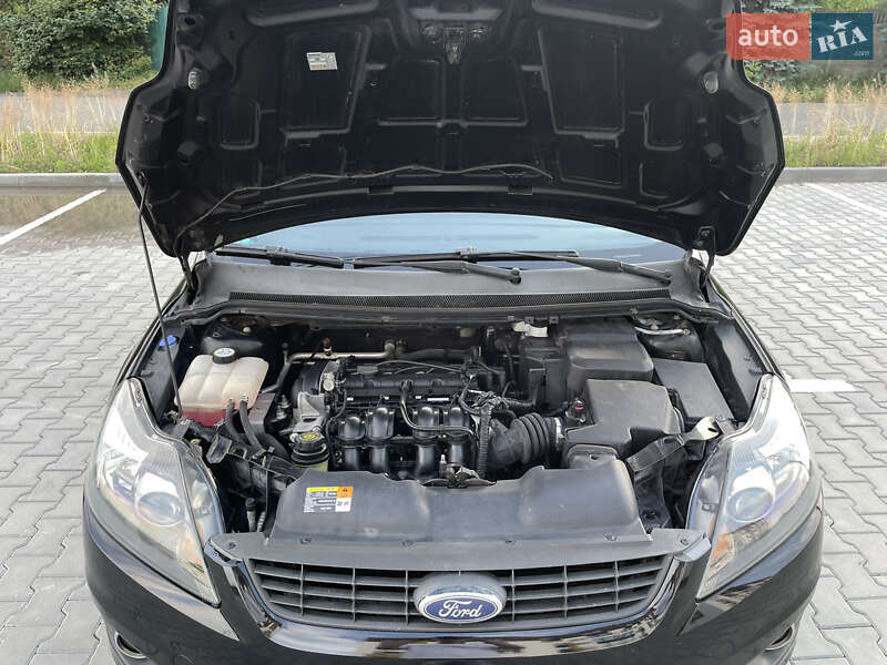 Хетчбек Ford Focus 2008 в Луцьку