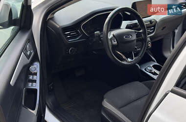 Хэтчбек Ford Focus 2019 в 