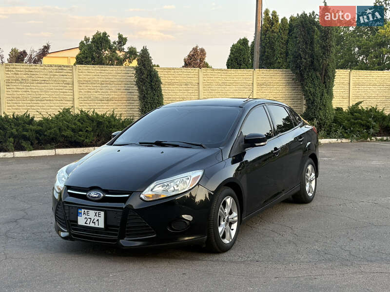 Седан Ford Focus 2013 в 