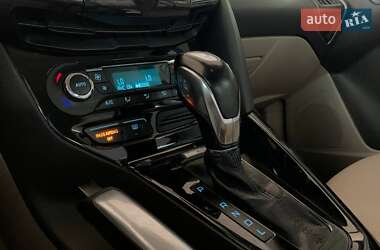 Хэтчбек Ford Focus 2012 в 
