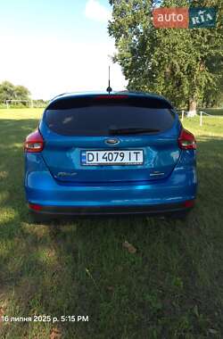 Хэтчбек Ford Focus 2015 в 