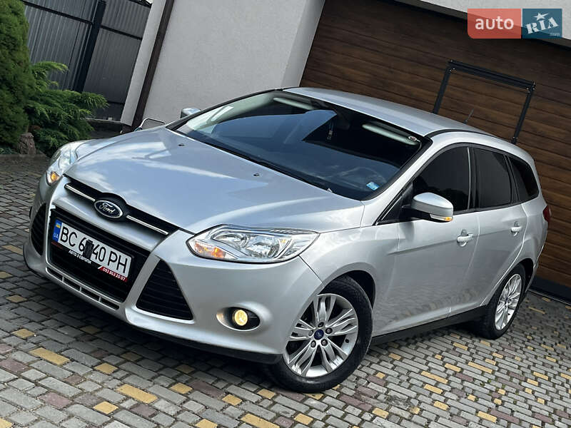 Универсал Ford Focus 2012 в 
