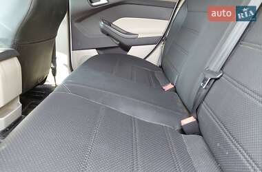 Седан Ford Focus 2015 в 
