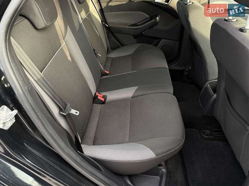 Універсал Ford Focus 2013 в Вознесенську