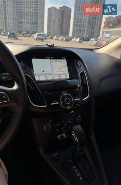 Седан Ford Focus 2018 в 