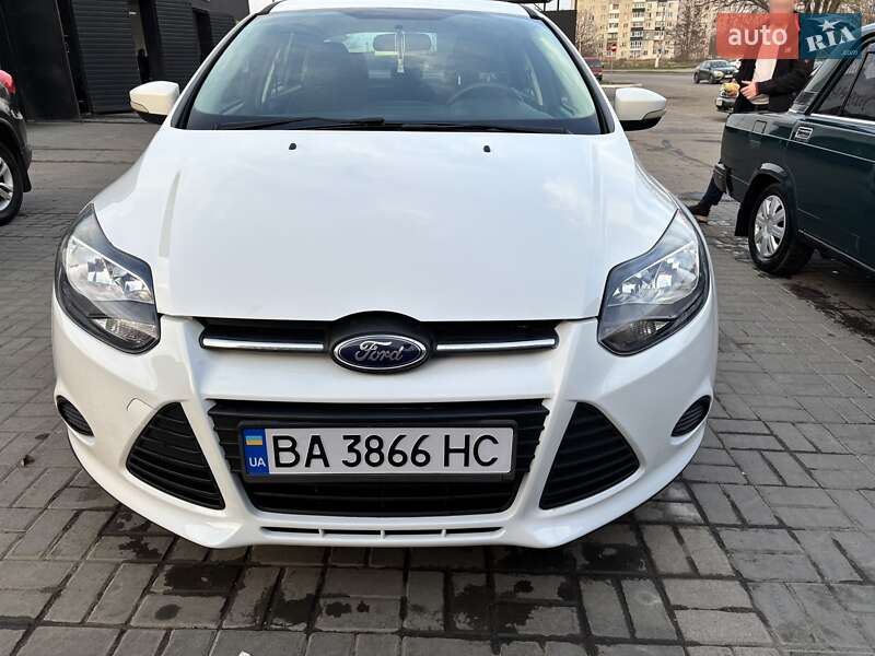 Седан Ford Focus 2013 в 