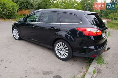 Универсал Ford Focus 2012 в 
