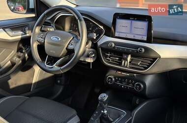 Хэтчбек Ford Focus 2020 в 