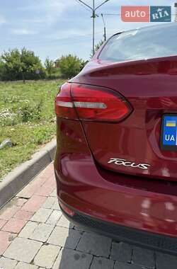 Седан Ford Focus 2017 в 