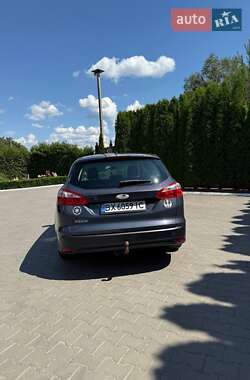 Универсал Ford Focus 2012 в 