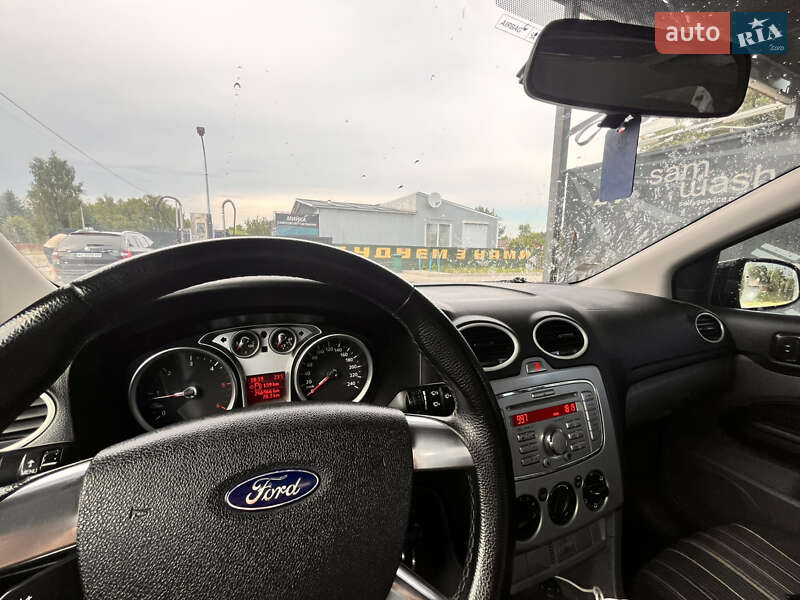 Хэтчбек Ford Focus 2008 в Любомле